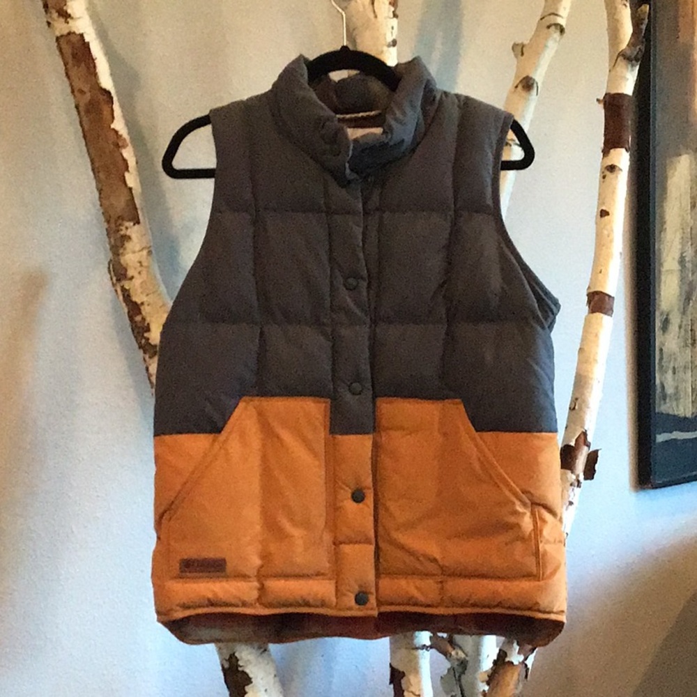 Columbia puffy vest